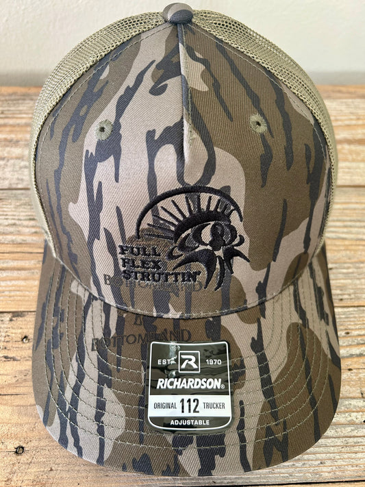 FULL FLEX STRUTTIN™ Trucker Hat - Mossy Oak Bottomland