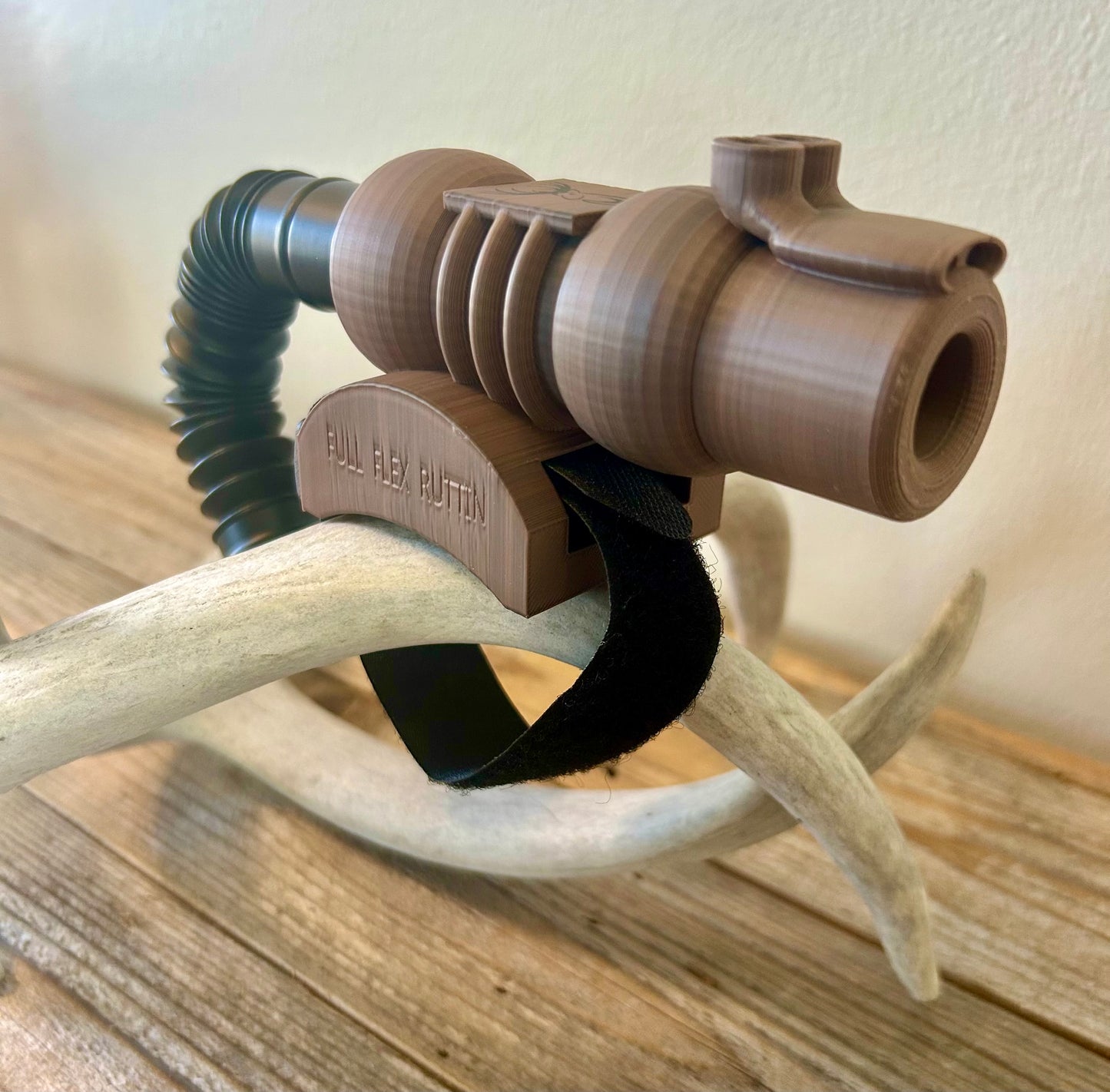 FULL FLEX RUTTIN™ Snort Wheeze | Wrist Mounted Buck Call - Deer Grunt Call