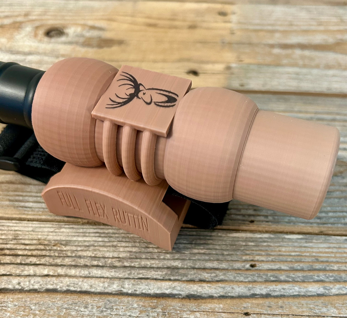 FULL FLEX RUTTIN™ Young Buck Tending Grunt Call - Wrist Mounted